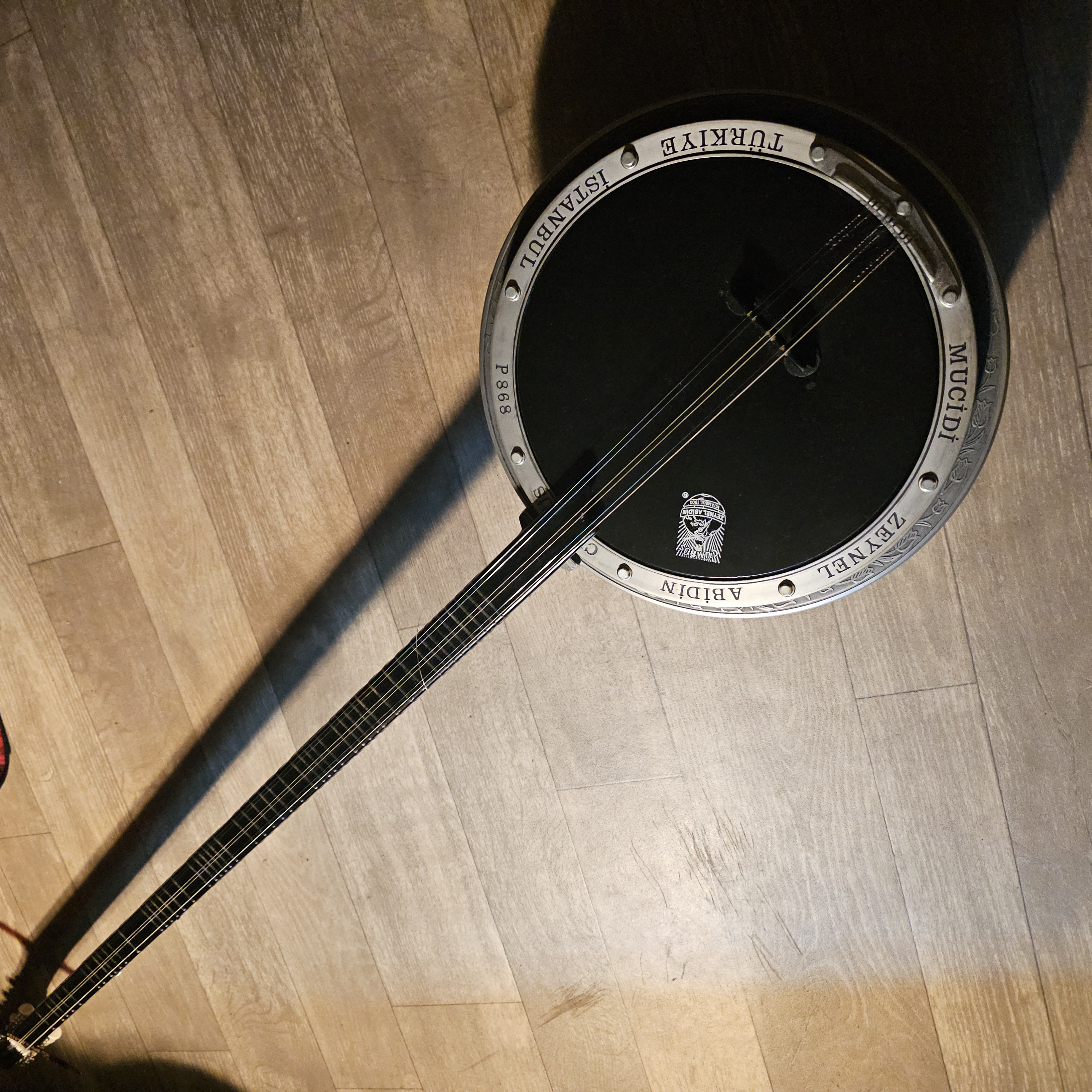 My Turkish Cümbüş Tanbur from SalaMuzik, Istanbul.